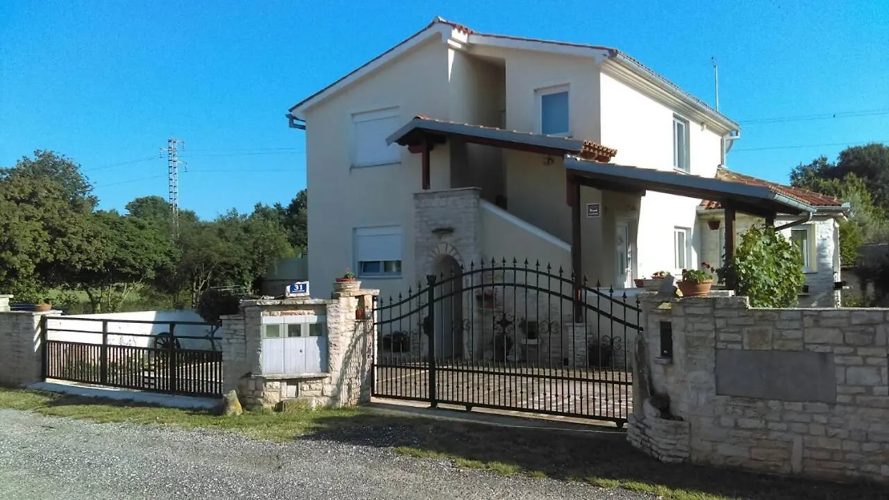 Apartment Zelena Oaza Sisan 75 M2 - 2 Bedrooms